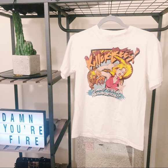 Vintage Tops - 3 FOR 20🌟 SAVE THE BEES VINTAGE SHIRT SIZE SMALL